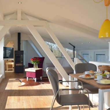 2016-03 Wohnung Storchennest Ess-und Wohnbereich mit Sonne (7)